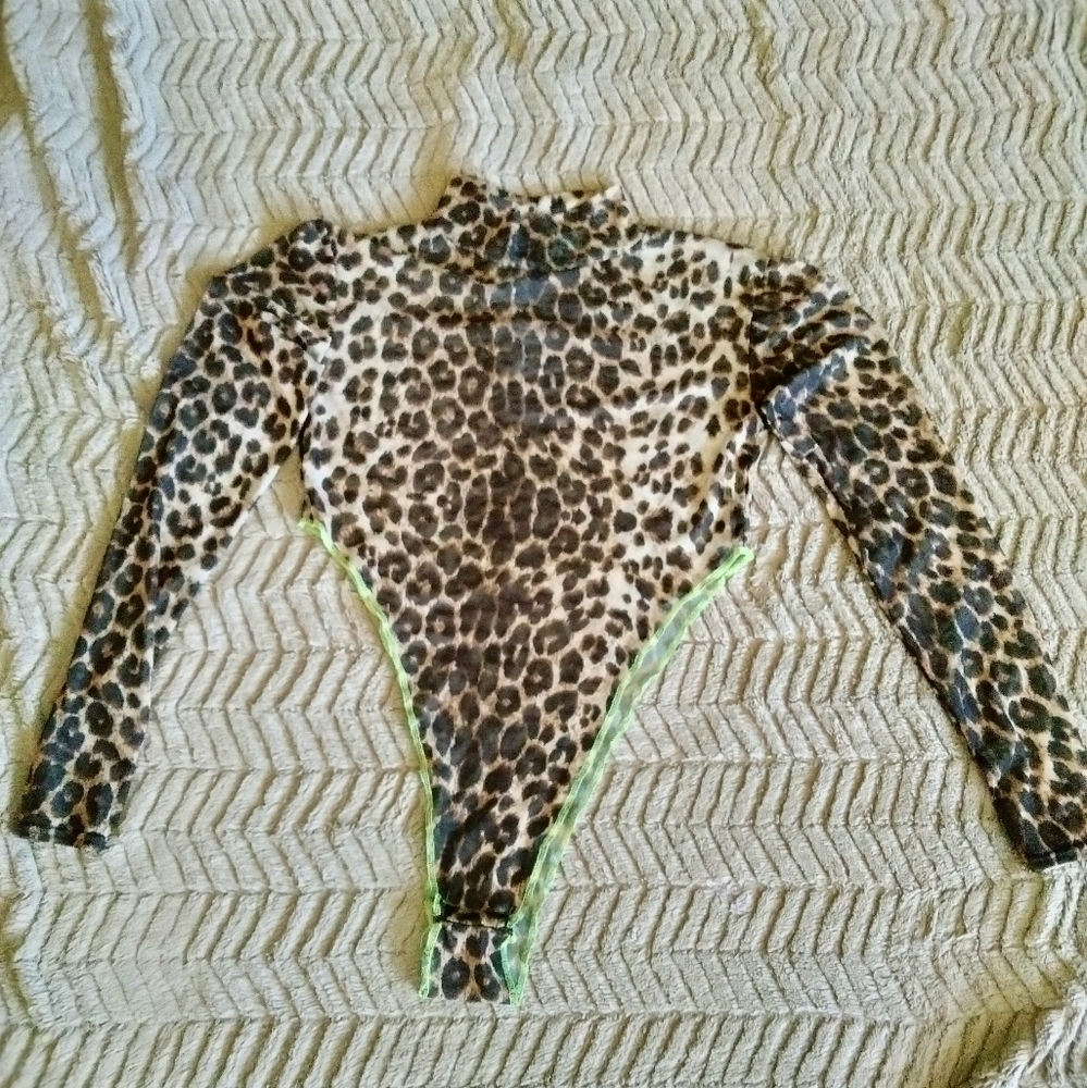 Pretty little thing high leg body suit 10